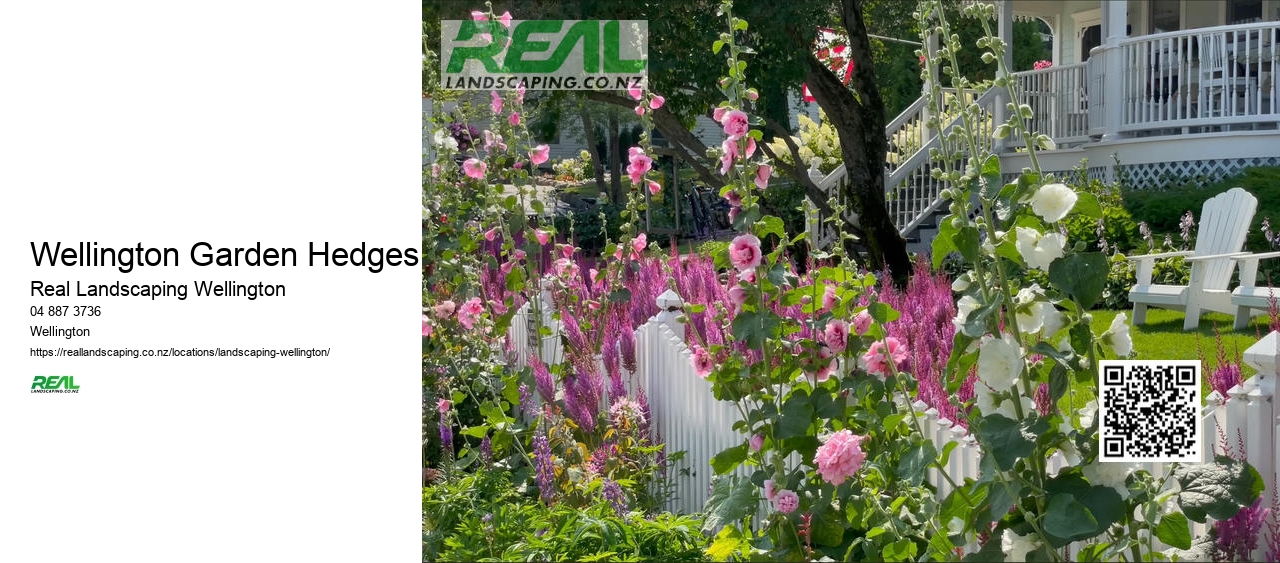 Wellington Front Yard Landscaping